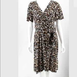 Donna Morgan Leopard Animal Print Faux Wrap V Neck